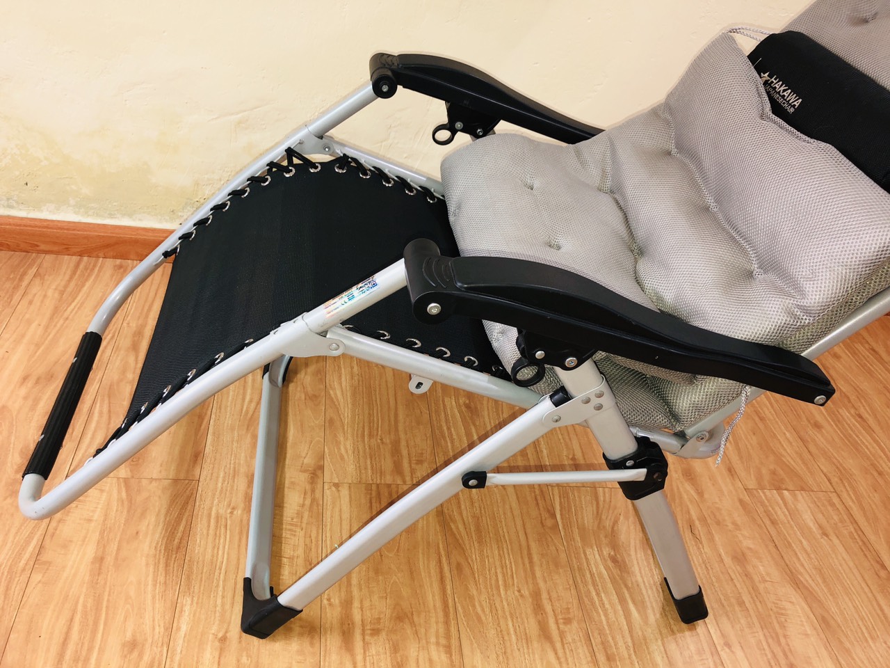 ghe-xep-hakawa-chinh-hang