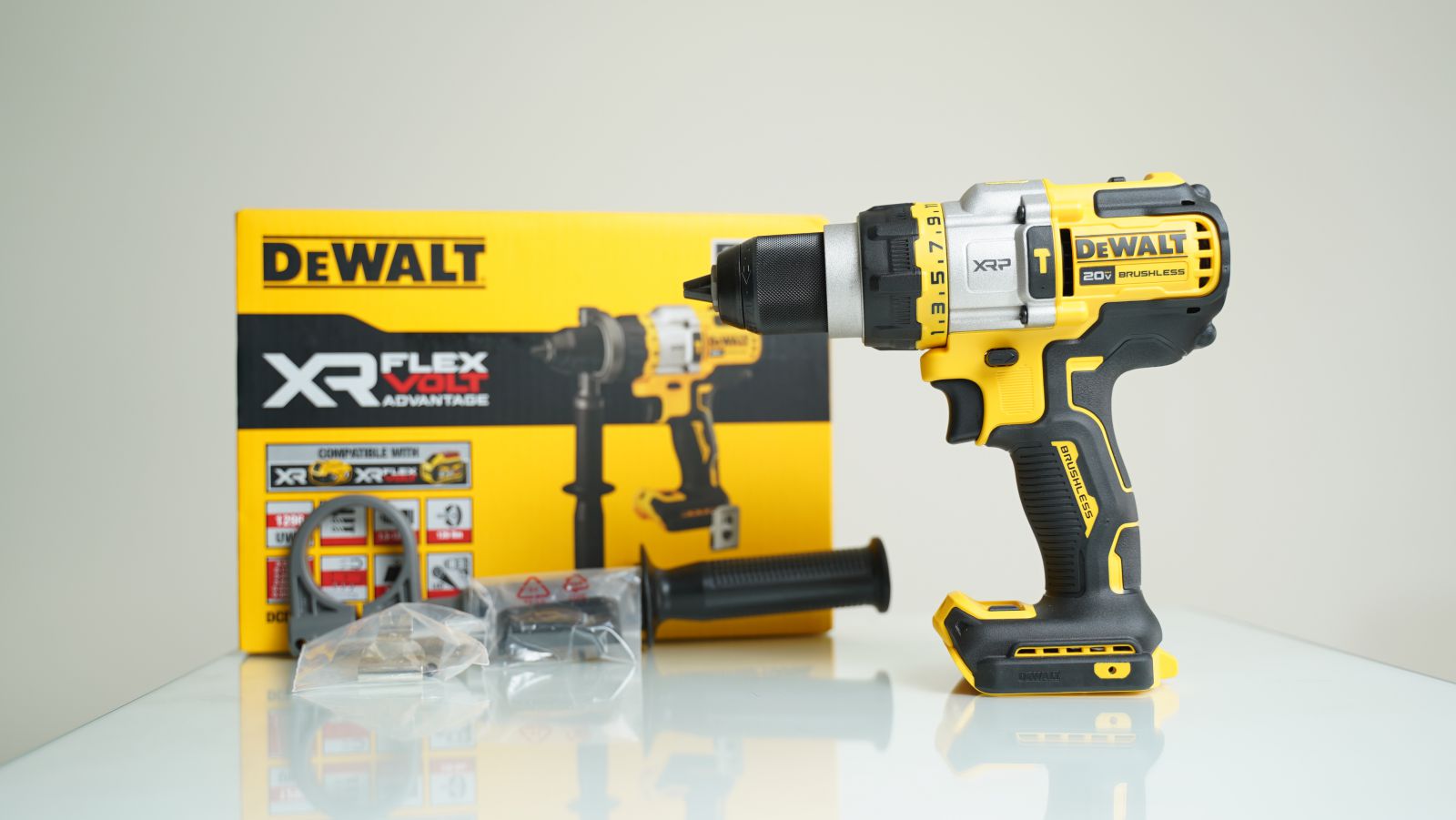  Máy khoan dùng pin FlexVolt 20V/60V Dewalt DCD999N-KR ( Chưa Pin & Sạc ) usa