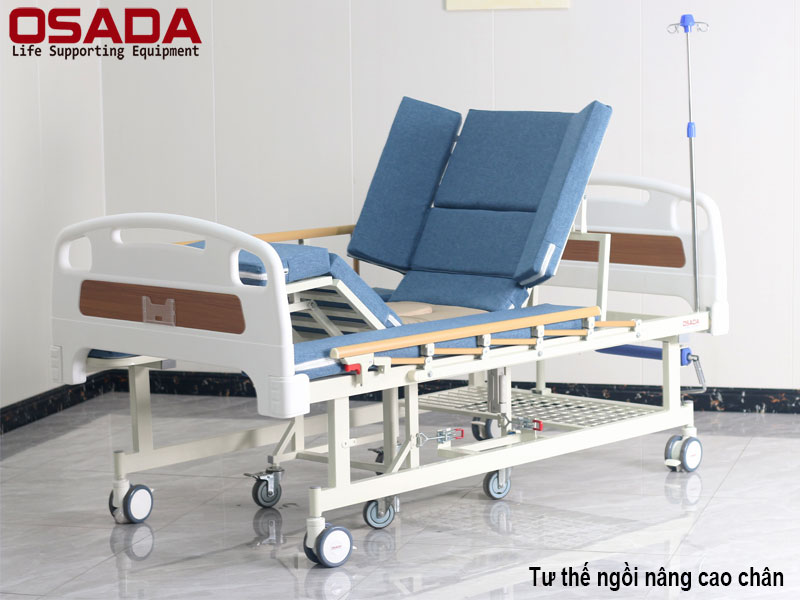 Giường y tế cho người gi&agrave;