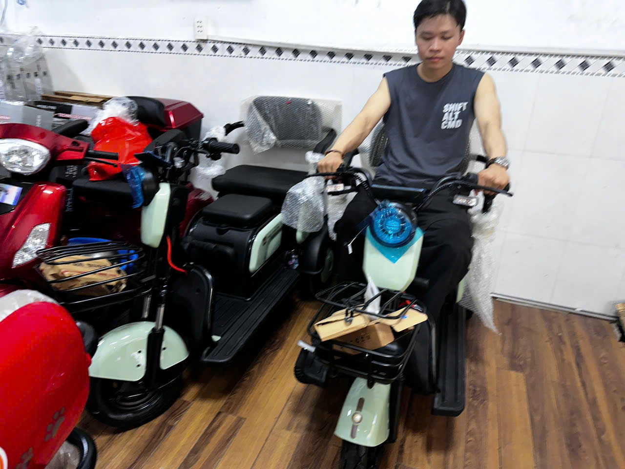 Mua ngay xe điện 3 bánh